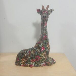 Vintage Floral Giraffe Sculpture statue